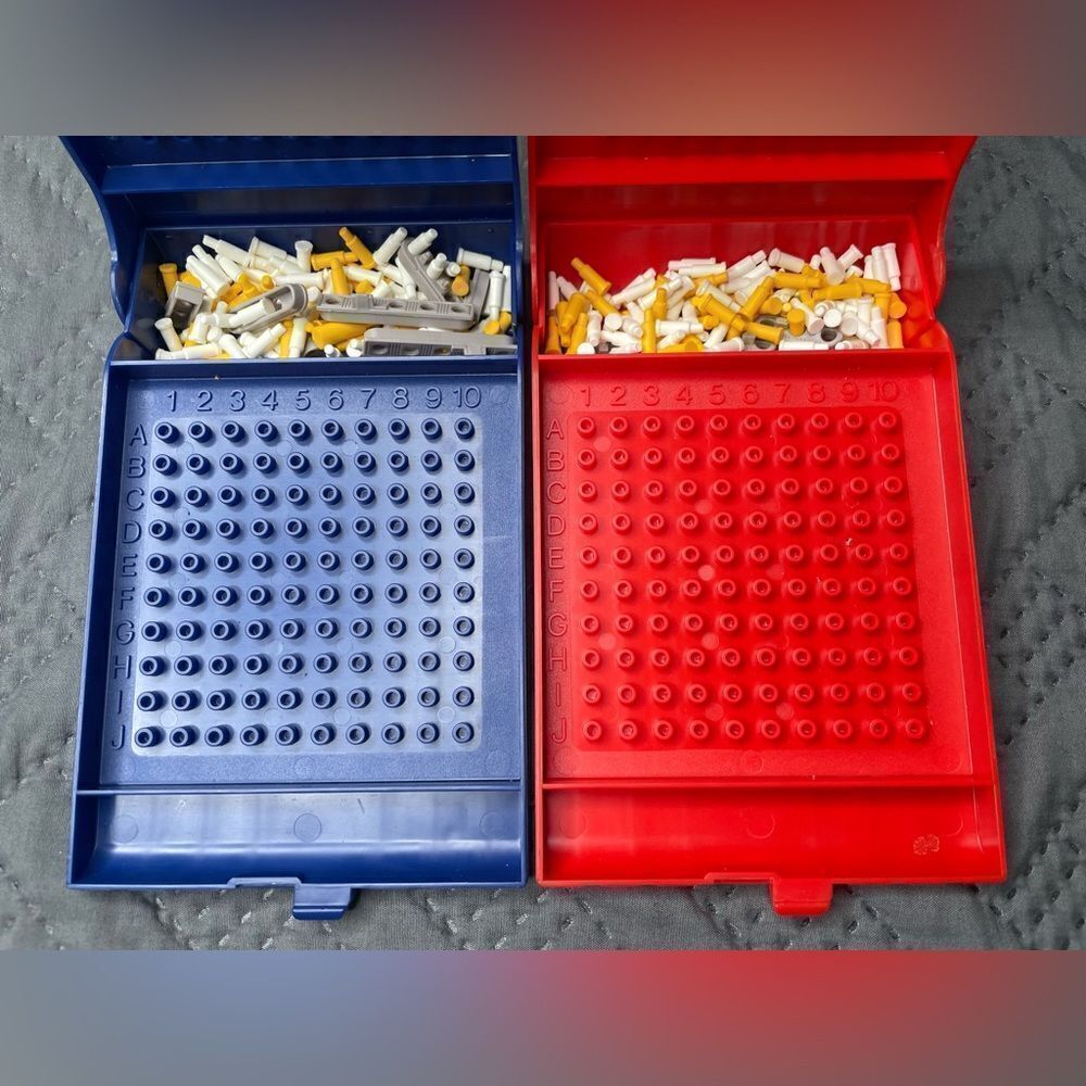 Vintage Travel Battleship Game - Picture 7 of 9